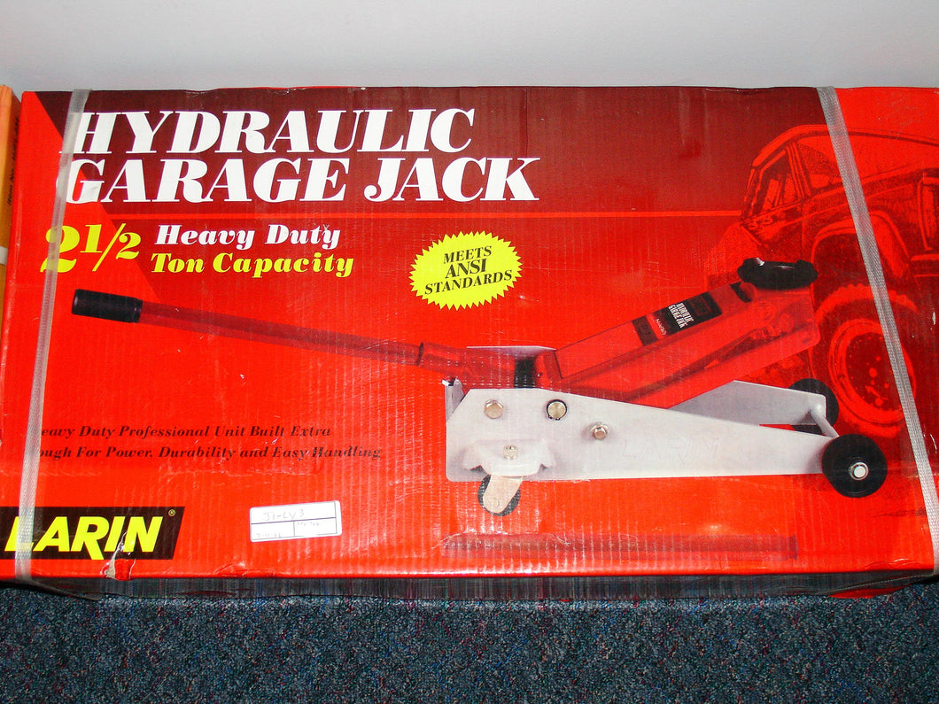 Floor Jack Heavy Duty 2-1/2 Ton Capacity